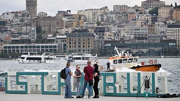 Kak pomenjalos otnoshenie rossijskih turistov k otdyhu i zhizni v turcii b53ddc6.jpg
