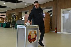 Lukashenko udivilsja javke na vyborah v parlament 9a4d559.jpg