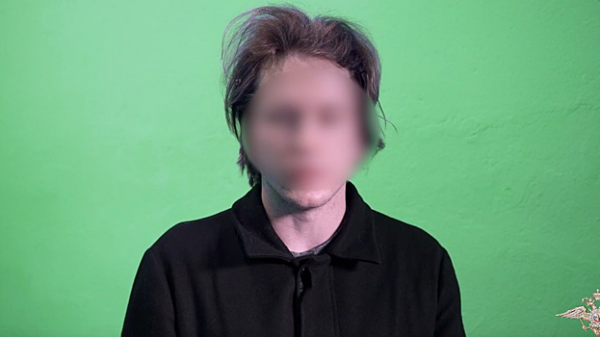 Policejskie doprosili muzhchinu napavshego na moskvicha v prisutstvii policejskih f1d6c15.png
