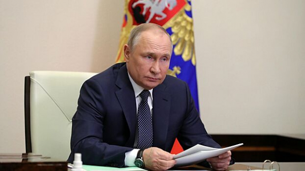 Putin poruchil pravitelstvu prorabotat socpodderzhku mnogodetnym otcam 9b095e2.jpg