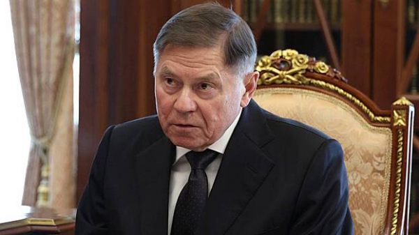 Putin priehal na ceremoniju proshhanija s predsedatelem verhovnogo suda rf lebedevym 8f2d077.jpg