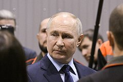 Putin razreshil sovershat sdelki s akcijami renessans strahovanija i ozon eaafa8b.jpg
