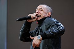 Reper macan rasskazal o pomoshhi s pokupkoj kvartiry roditeljam b77ee8f.jpg