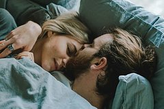 Seks kouch nazvala priznaki prevrashhenija nesereznogo romana v sereznyj b1fc2c9.jpg