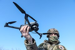 V rossijskom regione iz strelkovogo oruzhija sbili dron kamikadze ead6d2b.jpg