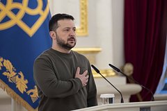 Zelenskij sobralsja zhalovatsja amerikancam na slushajushhih rossiju inostrancev 738aee5.jpg