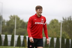 Futbolist spartaka objasnil uhod v razdevalku posle zameny 55f14f8.jpg