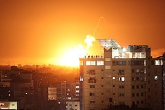 Kak hirosima i nagasaki amerikanskij kongressmen predlozhil zakonchit konflikty v gaze i na ukraine jadernymi udarami e452145.jpg