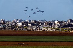 Pjat zhitelej sektora gaza pogibli pri sbrose s vozduha gumanitarnoj pomoshhi 9a20ea1.jpg