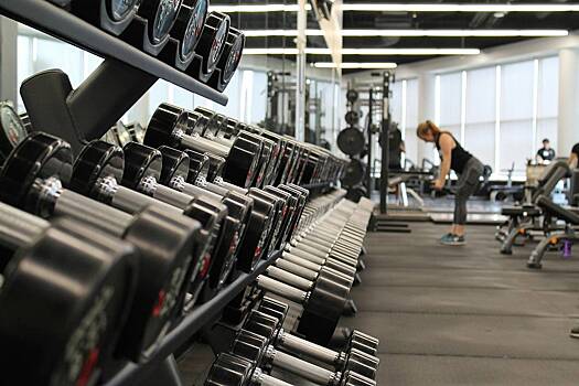 Posetitelej fitnes kluba v zaminirovannom tc moskvy zaperli v zale 345a104.jpg