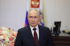 Putin pomiloval bolee 50 zhenshhin v chest 8 marta kto popal v etot spisok ef0d590.jpg