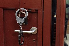 Turist okazalsja pod ugrozoj pozhiznennogo sroka za prodazhu narkotikov v tailande c01915d.jpg