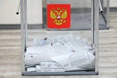 V treh gorodah rossii zalili zelenkoj izbiratelnye urny ee8876d.jpg