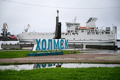 Rossijskie shkolniki napali na devochek i vylozhili video s nacistskoj simvolikoj ee757a2.jpg