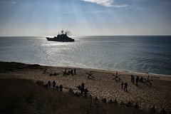 Rossijskij voennyj korabl otbil raketnuju ataku v krymu iz za upavshih oskolkov snarjada na sudne nachalos vozgoranie 44756e1.jpg