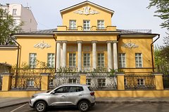 U arestovannogo zamglavy minoborony nashli roskoshnuju nedvizhimost za milliardy rublej kak na eto otreagirovali v kremle 03a45db.jpg