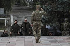 Ukrainskie voennye ne podchinjajutsja prikazam i ugrozhajut komandiram kakie problemy v rjadah armii priznal glavkom vsu 972cbec.jpg