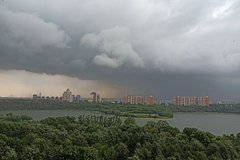 Veter sryval obshivku vybival ramy i valil derevja 44b9b60.jpg