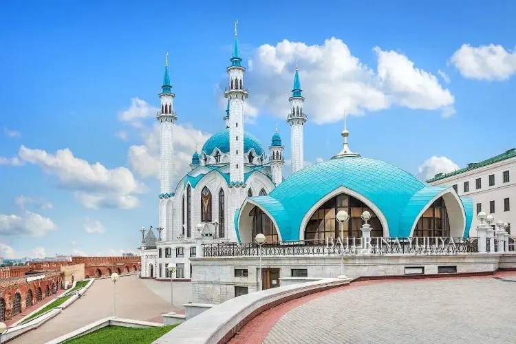 Казань город контрастов и культурных сокровищ