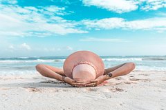 Zhelajushhih posetit nudistskij pljazh predupredili o neglasnyh pravilah 77a87bf.jpg
