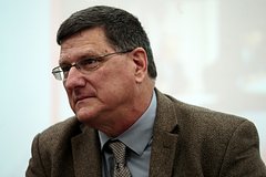 Gosdep otkazalsja kommentirovat status pasporta letevshego v rossiju rittera 066372d.jpg