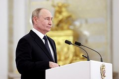 Putin v kndr i vetname 88d4526.jpg