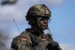 V germanii zahoteli otpravljat zhenshhin na objazatelnuju voennuju sluzhbu 3f478c8.jpg
