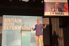 Vystuplenie ideologa brexit sorvali aktivisty 540d703.jpg