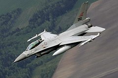 Na zapade zajavili o bespoleznosti postavok f 16 dlja vsu 67b3c15.jpg