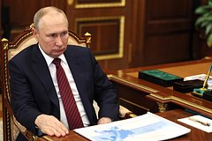 Putin nagradil 100 letnego uchastnika oborony leningrada ordenom pocheta 2030f1f.jpg