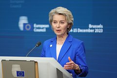 Vo francii nazvali bezumnoj reakciju glavy evrokomissii na vizit orbana v moskvu b512f20.jpg