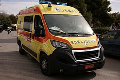 V grecii turistka popala v avariju po vine vozljublennogo i ne vyzhila fbc2849.jpg