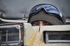 Rossijskij boec unichtozhil v kurskoj oblasti ukrainskuju bmp kanistroj s benzinom d9b3719.jpg