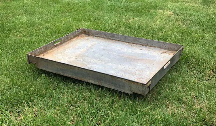 Поддон металлический